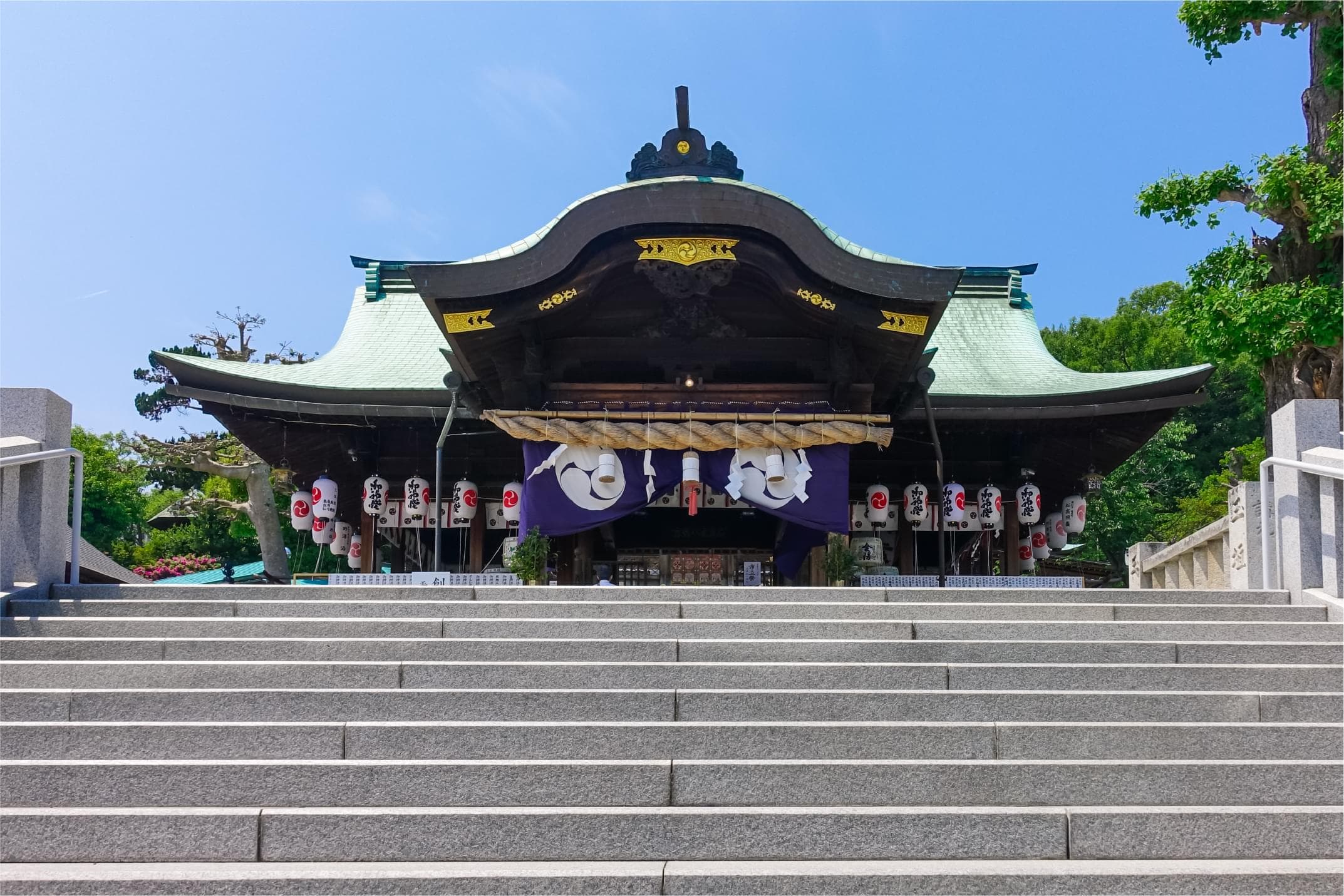 石清尾八幡宮